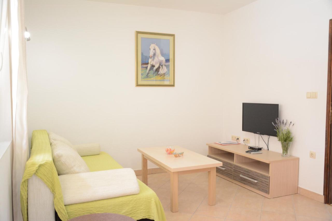 Apartments Marina Ražanac Dış mekan fotoğraf